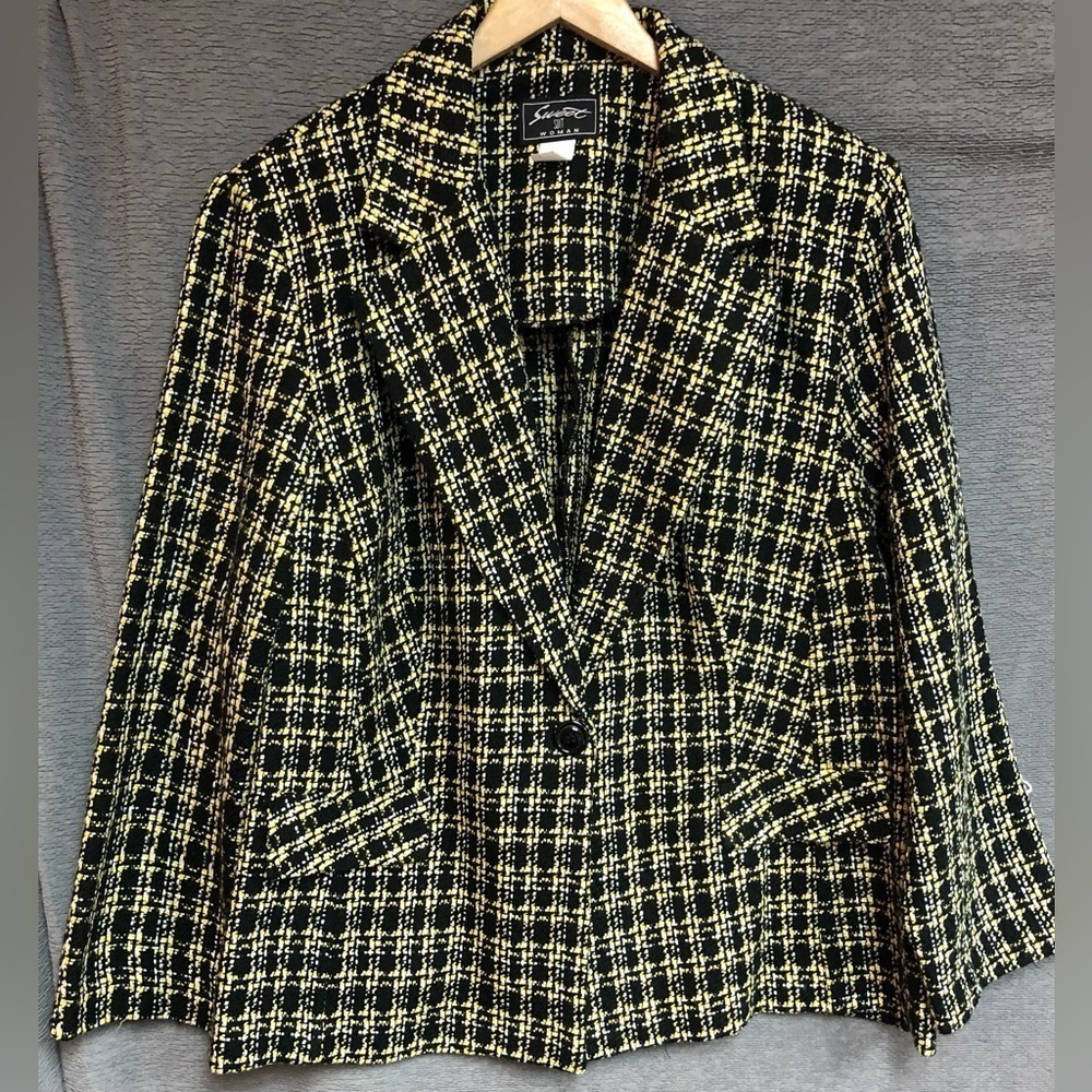Sweet suit woman, 24W yellow, black and white tweed jacket